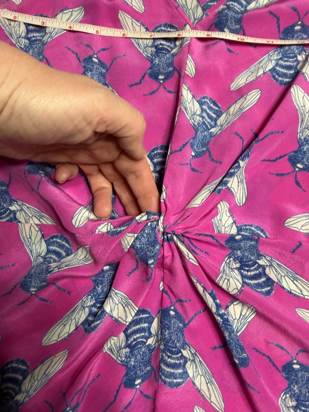 Anthropologie Leifnotes Pollination Silk Pink Bee Print Size 4 - Picture 10 of 11